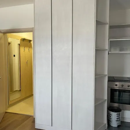 Almond Apartman Novi Sad